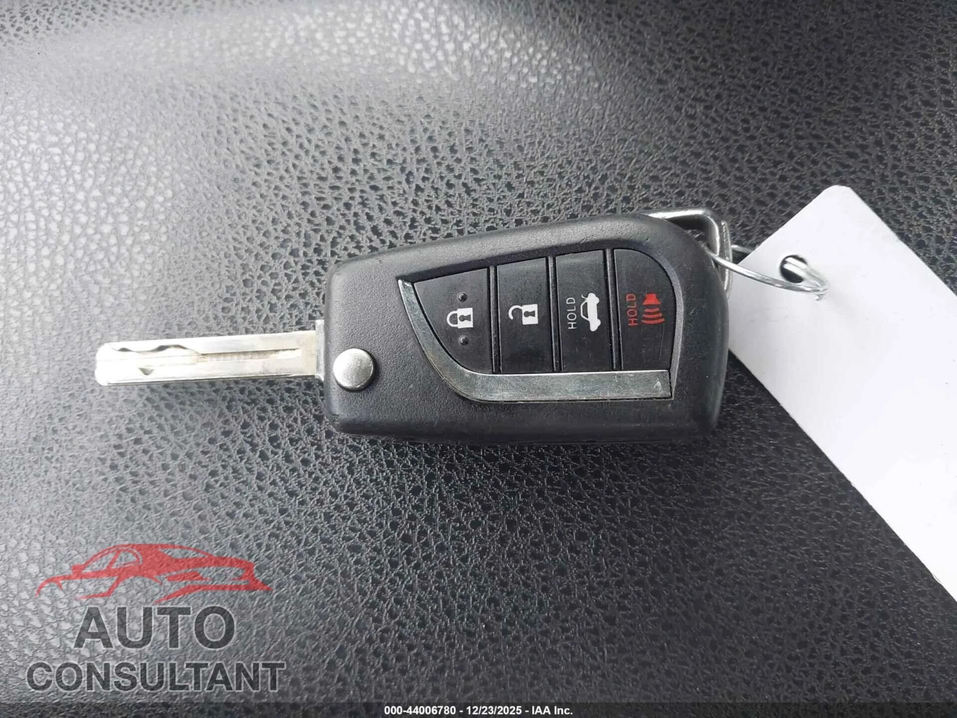 2020 TOYOTA CAMRY Damaged VIN 4T1G11AK0LU941328 – photo 11 2020 TOYOTA CAMRY Damaged VIN 4T1G11AK0LU941328 – photo 11