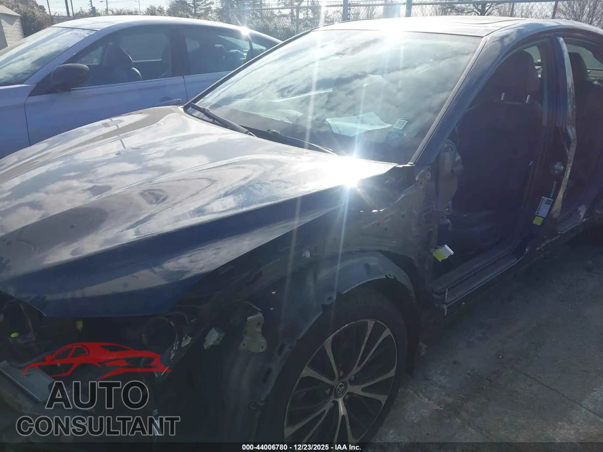 2020 TOYOTA CAMRY Damaged VIN 4T1G11AK0LU941328 – photo 18 2020 TOYOTA CAMRY Damaged VIN 4T1G11AK0LU941328 – photo 18