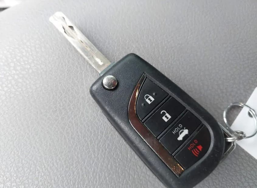 2022 TOYOTA Camry Used VIN 4T1G11AK2NU029769 – trunk area 2022 TOYOTA Camry Used VIN 4T1G11AK2NU029769 – trunk area