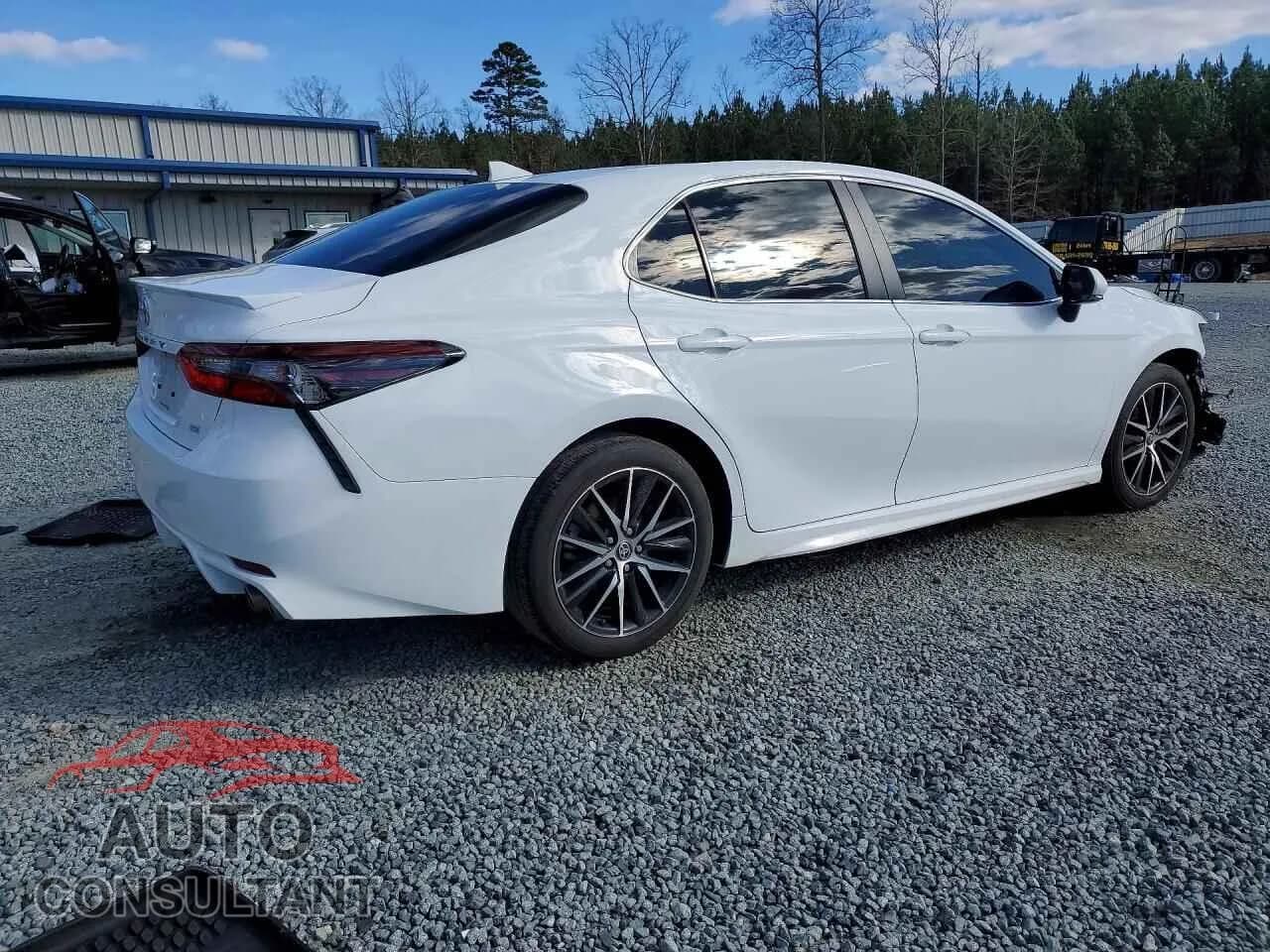 2024 TOYOTA CAMRY Used VIN 4T1G11AK4RU883927 – side profile 2024 TOYOTA CAMRY Used VIN 4T1G11AK4RU883927 – side profile