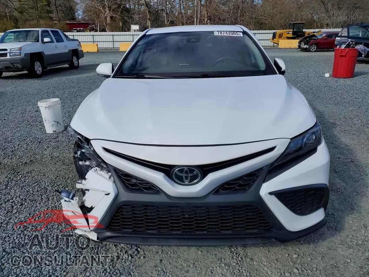 2024 TOYOTA CAMRY Used VIN 4T1G11AK4RU883927 – interior seats 2024 TOYOTA CAMRY Used VIN 4T1G11AK4RU883927 – interior seats
