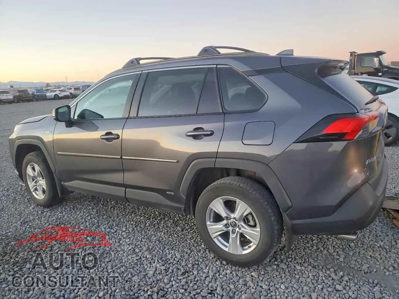 2021 TOYOTA RAV4 Damaged VIN 4T3LWRFV2MU037233 – rear exterior 2021 TOYOTA RAV4 Damaged VIN 4T3LWRFV2MU037233 – rear exterior