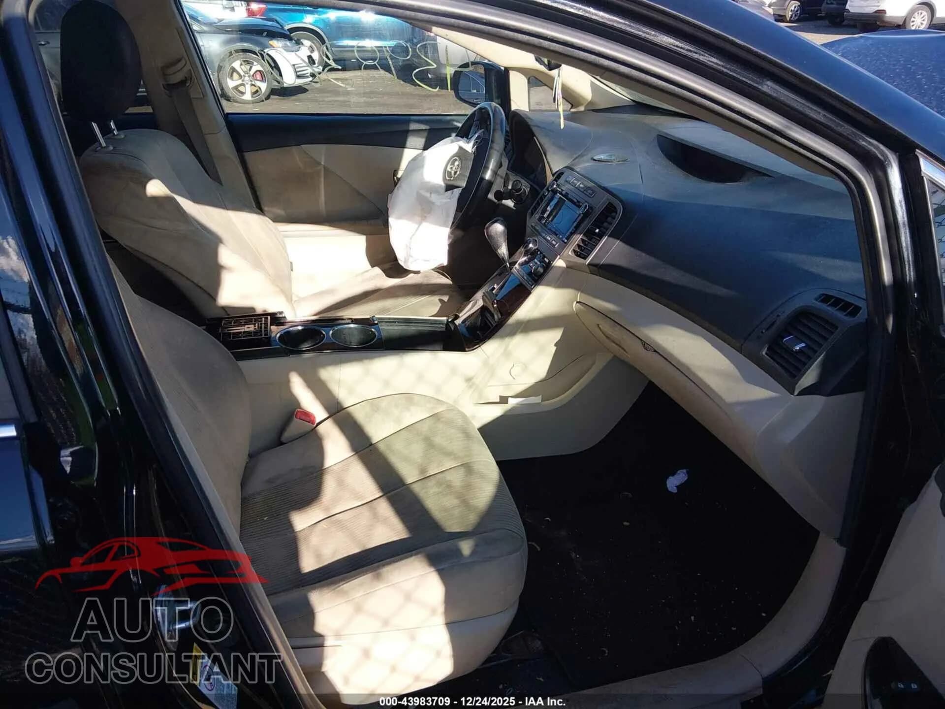 2011 TOYOTA VENZA Damaged VIN 4T3ZA3BBXBU045093 – interior seats 2011 TOYOTA VENZA Damaged VIN 4T3ZA3BBXBU045093 – interior seats