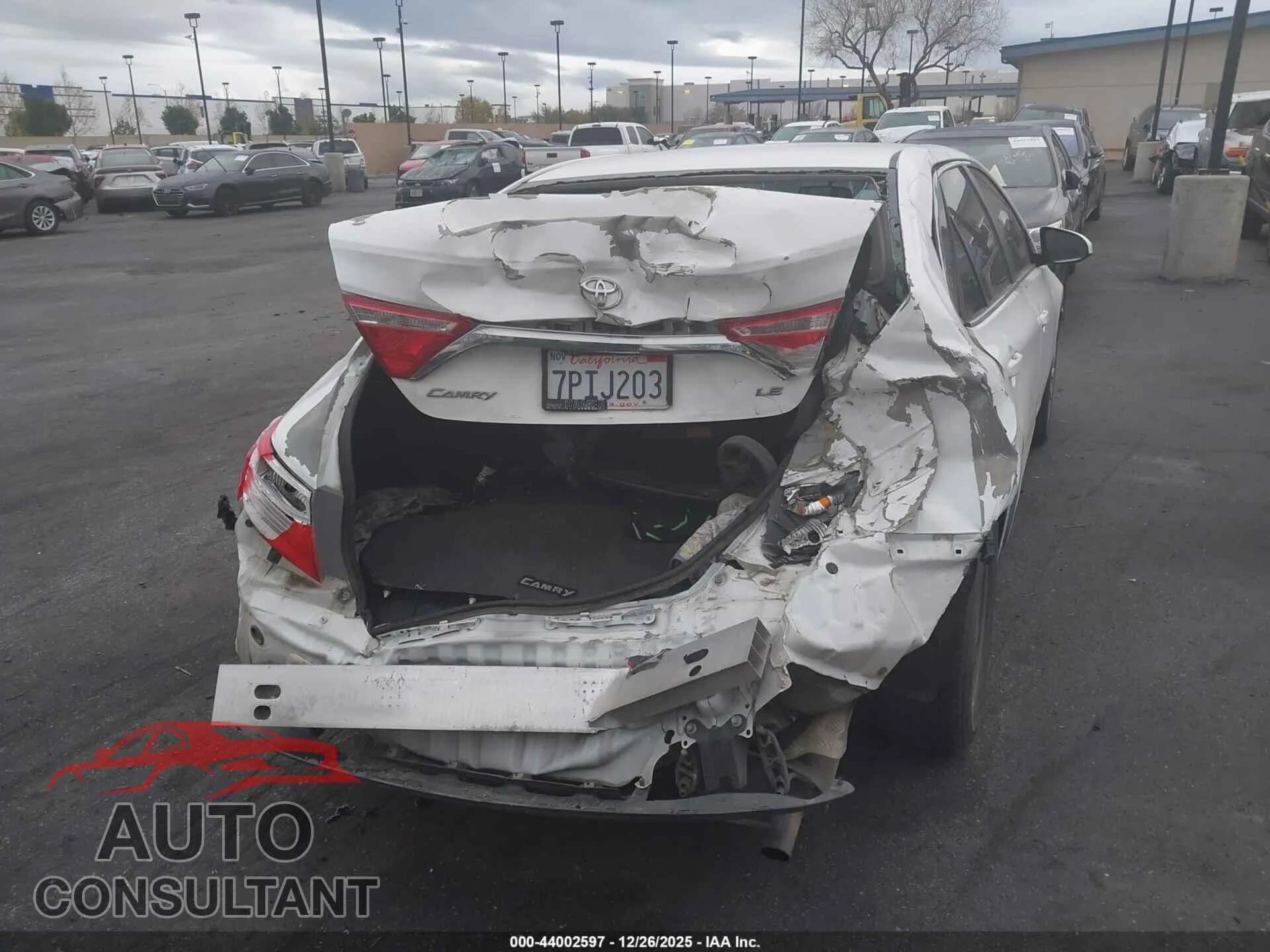 2015 TOYOTA CAMRY Damaged VIN 4T4BF1FK3FR504700 – engine bay 2015 TOYOTA CAMRY Damaged VIN 4T4BF1FK3FR504700 – engine bay