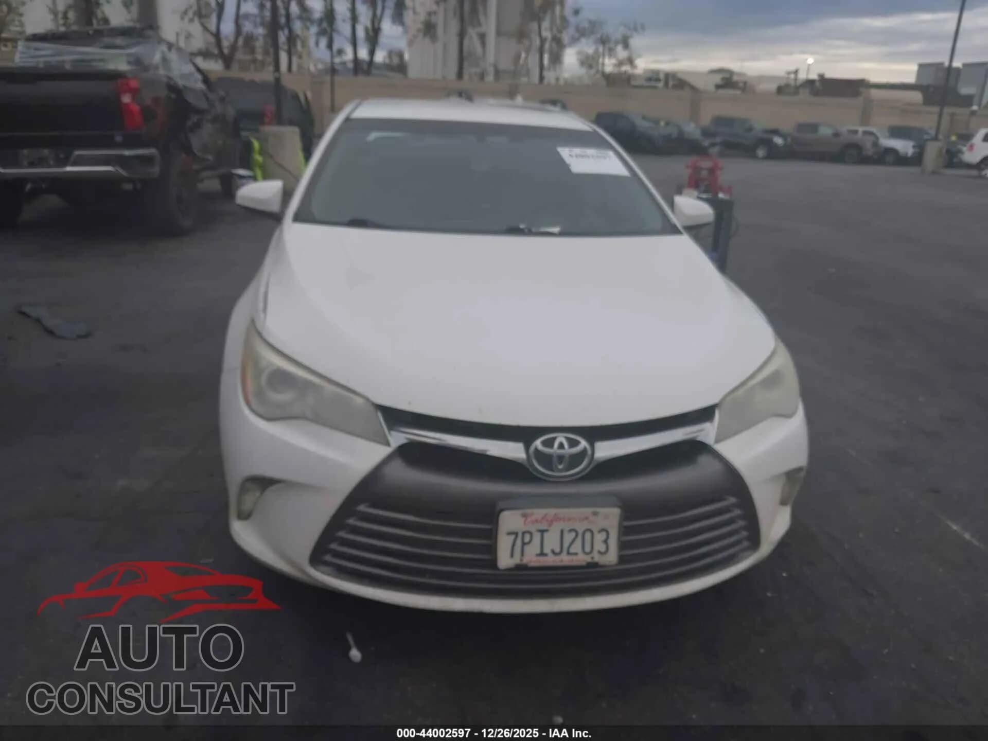 2015 TOYOTA CAMRY Damaged VIN 4T4BF1FK3FR504700 – photo 13 2015 TOYOTA CAMRY Damaged VIN 4T4BF1FK3FR504700 – photo 13