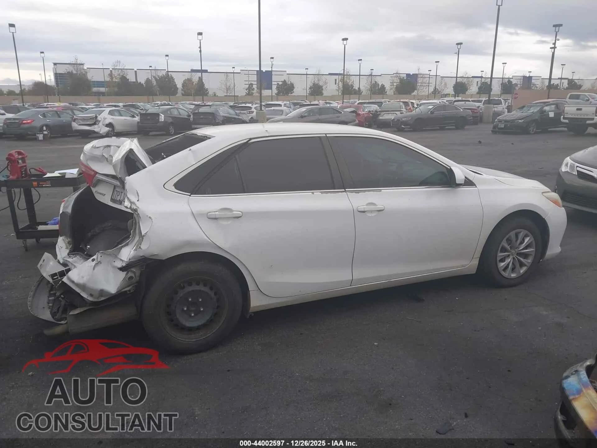 2015 TOYOTA CAMRY Damaged VIN 4T4BF1FK3FR504700 – photo 14 2015 TOYOTA CAMRY Damaged VIN 4T4BF1FK3FR504700 – photo 14