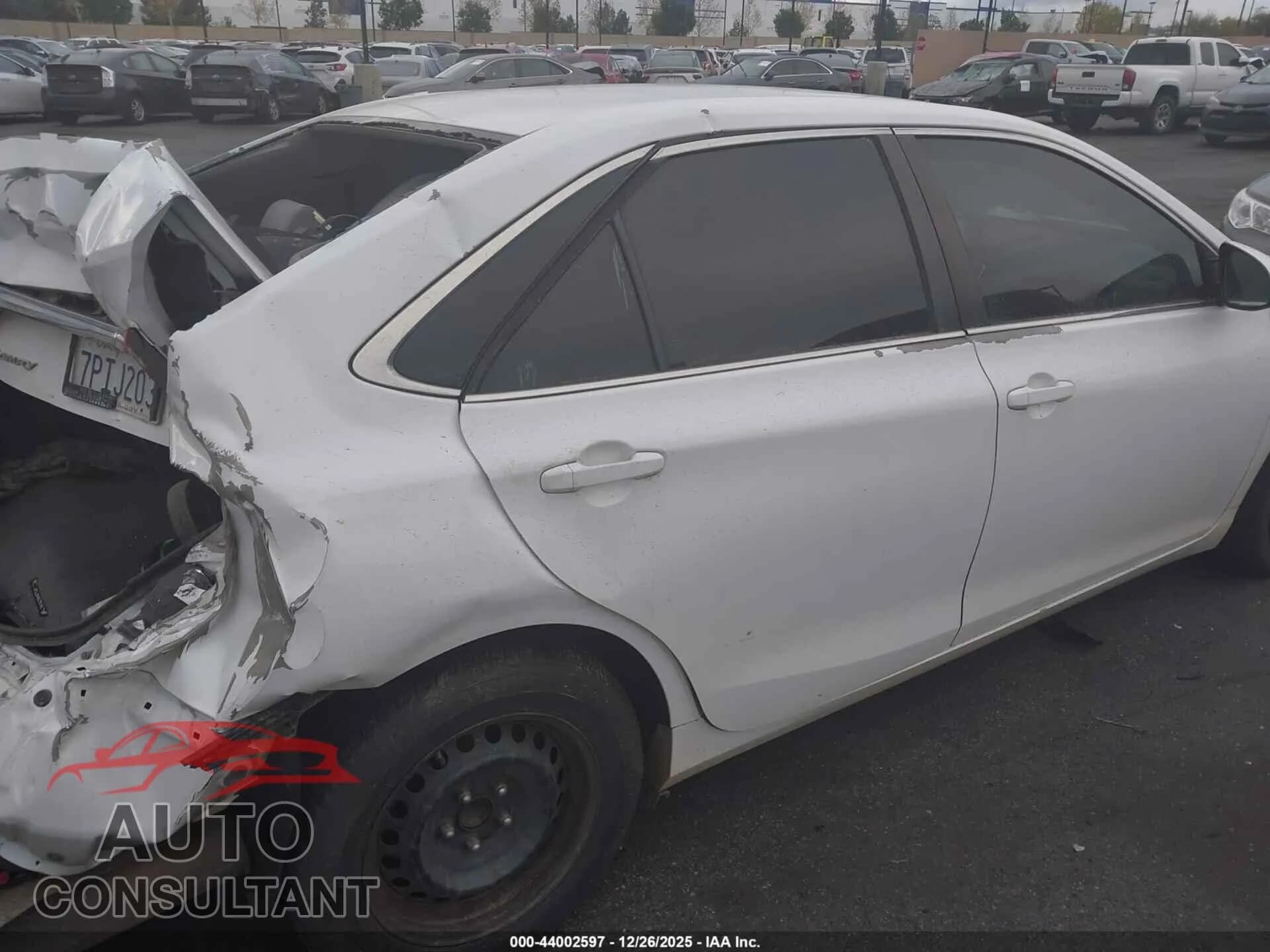 2015 TOYOTA CAMRY Damaged VIN 4T4BF1FK3FR504700 – photo 18 2015 TOYOTA CAMRY Damaged VIN 4T4BF1FK3FR504700 – photo 18
