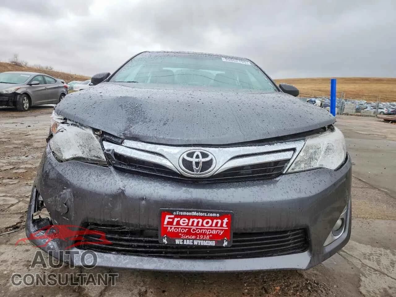2014 TOYOTA CAMRY Damaged VIN 4T4BF1FKXER348220 – interior seats 2014 TOYOTA CAMRY Damaged VIN 4T4BF1FKXER348220 – interior seats