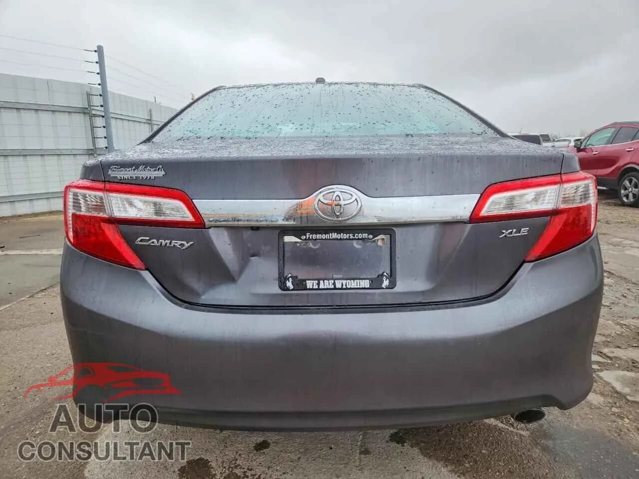 2014 TOYOTA CAMRY Damaged VIN 4T4BF1FKXER348220 – engine bay 2014 TOYOTA CAMRY Damaged VIN 4T4BF1FKXER348220 – engine bay