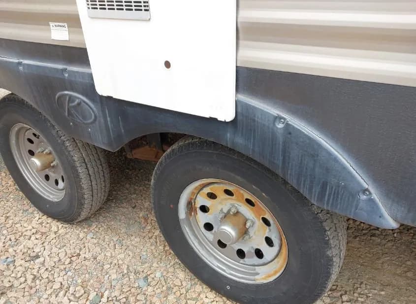 2012 KEYSTONE Keystone Used VIN 4YDT2672XC3150778 – trunk area 2012 KEYSTONE Keystone Used VIN 4YDT2672XC3150778 – trunk area