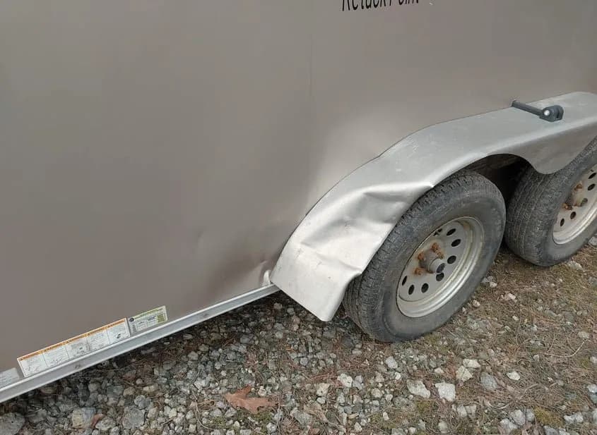 2021 UNITED TRAILERS United Trailers Used VIN 56JTF1226MA176133 – engine bay 2021 UNITED TRAILERS United Trailers Used VIN 56JTF1226MA176133 – engine bay