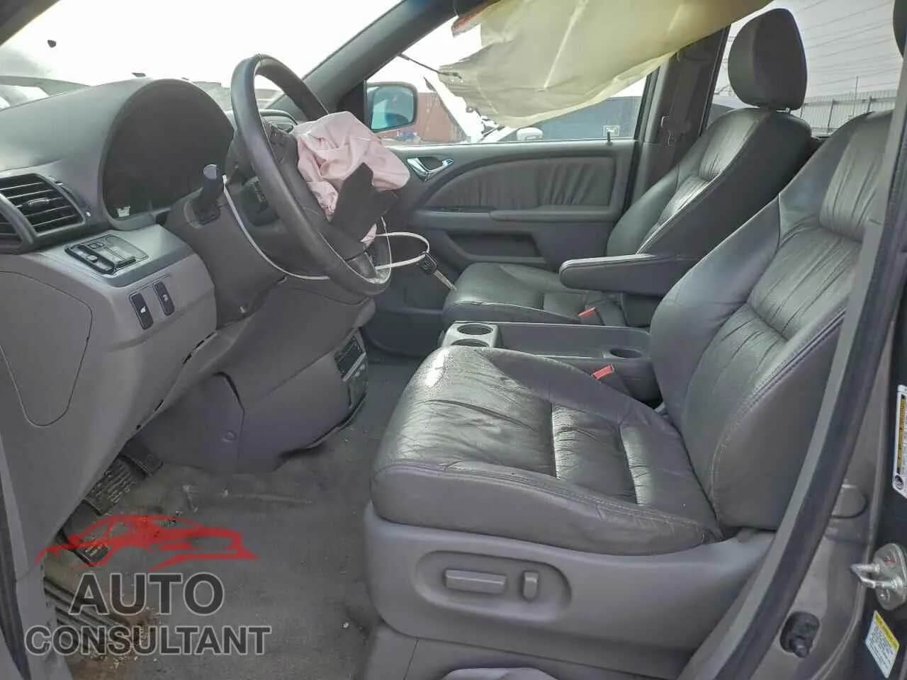 2010 HONDA All Models Damaged VIN 5FNRL3H74AB013371 – exterior detail 2010 HONDA All Models Damaged VIN 5FNRL3H74AB013371 – exterior detail