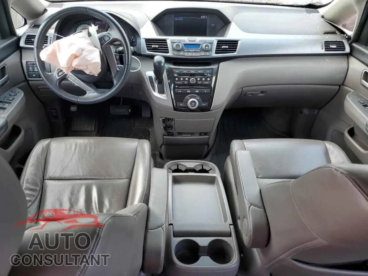 2011 HONDA All Models Damaged VIN 5FNRL5H64BB045726 – undercarriage 2011 HONDA All Models Damaged VIN 5FNRL5H64BB045726 – undercarriage