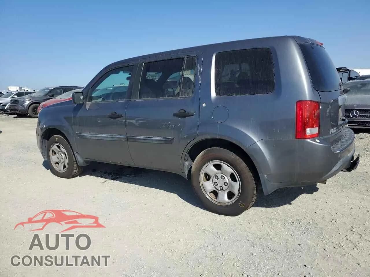 2013 HONDA PILOT Damaged VIN 5FNYF3H29DB026158 – rear exterior 2013 HONDA PILOT Damaged VIN 5FNYF3H29DB026158 – rear exterior