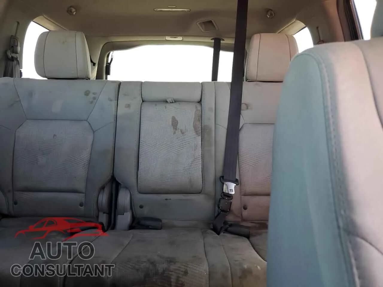 2013 HONDA PILOT Damaged VIN 5FNYF3H29DB026158 – odometer reading 2013 HONDA PILOT Damaged VIN 5FNYF3H29DB026158 – odometer reading