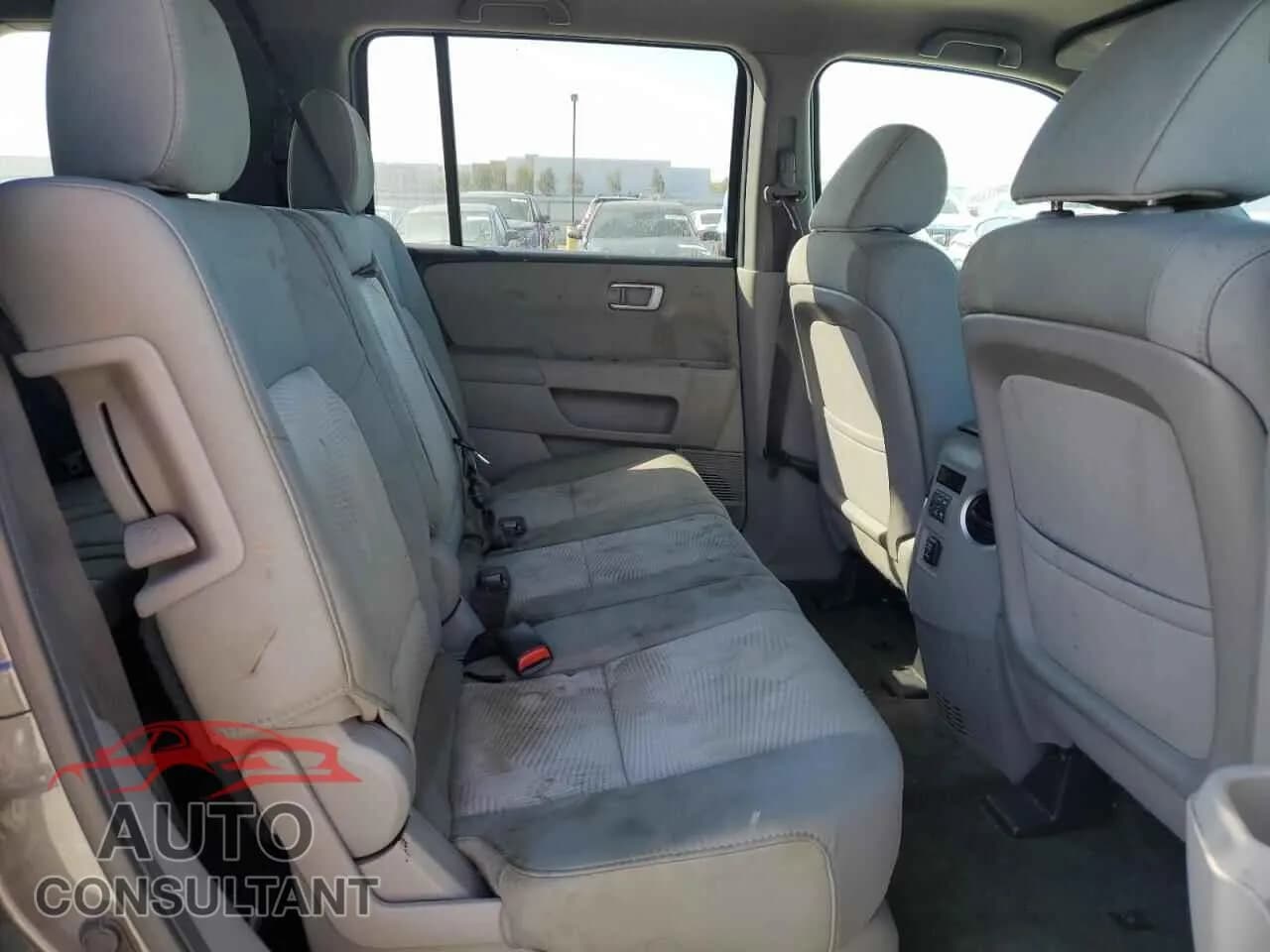 2013 HONDA PILOT Damaged VIN 5FNYF3H29DB026158 – photo 11 2013 HONDA PILOT Damaged VIN 5FNYF3H29DB026158 – photo 11