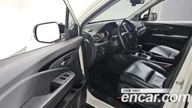 2017 Honda Pilot 3rd Gen 3.5 Sold VIN 5FNYF6850HB200101 – photo 11 2017 Honda Pilot 3rd Gen 3.5 Sold VIN 5FNYF6850HB200101 – photo 11