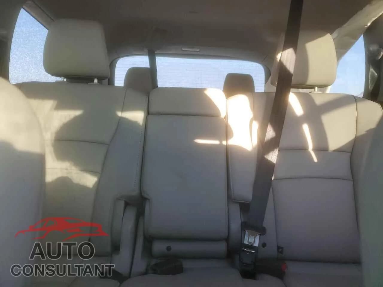 2019 HONDA PILOT Damaged VIN 5FNYF6H41KB028311 – odometer reading 2019 HONDA PILOT Damaged VIN 5FNYF6H41KB028311 – odometer reading