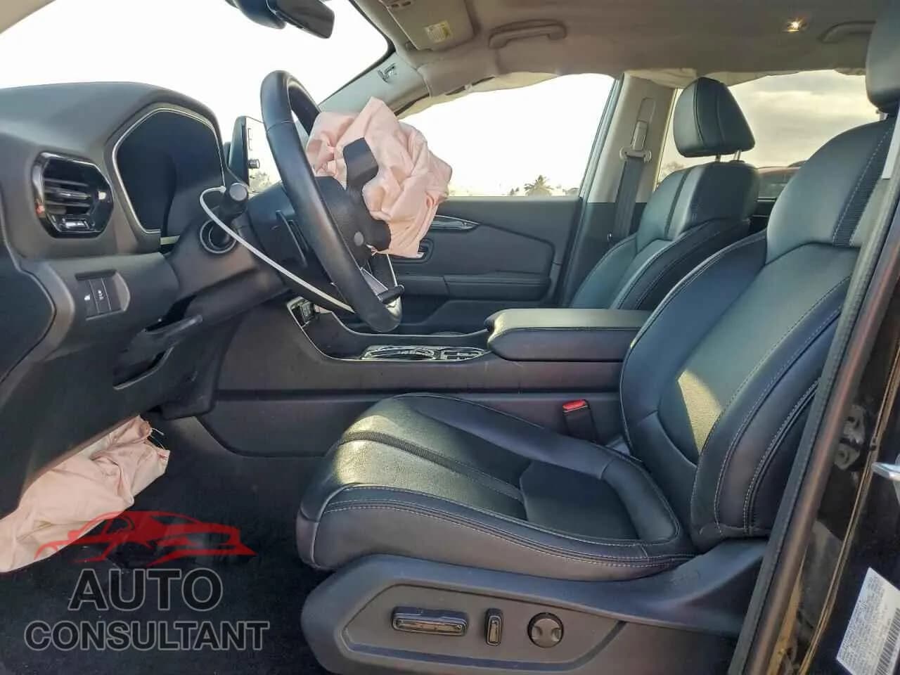 2024 HONDA PILOT Damaged VIN 5FNYG1H74RB004024 – exterior detail 2024 HONDA PILOT Damaged VIN 5FNYG1H74RB004024 – exterior detail