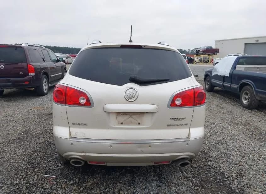 2012 BUICK Enclave Used VIN 5GAKRCED3CJ320229 – undercarriage 2012 BUICK Enclave Used VIN 5GAKRCED3CJ320229 – undercarriage