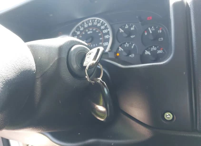 2006 HUMMER H2 Used VIN 5GRGN23U06H116530 – photo 13 2006 HUMMER H2 Used VIN 5GRGN23U06H116530 – photo 13