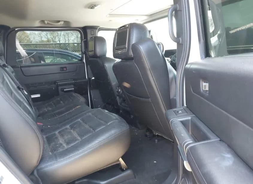 2006 HUMMER H2 Used VIN 5GRGN23U06H116530 – photo 16 2006 HUMMER H2 Used VIN 5GRGN23U06H116530 – photo 16