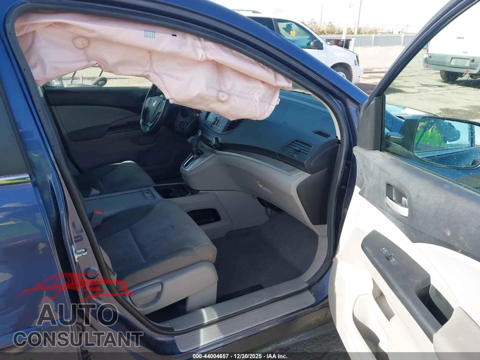 2012 HONDA CR-V Damaged VIN 5J6RM3H36CL046165 – interior seats 2012 HONDA CR-V Damaged VIN 5J6RM3H36CL046165 – interior seats