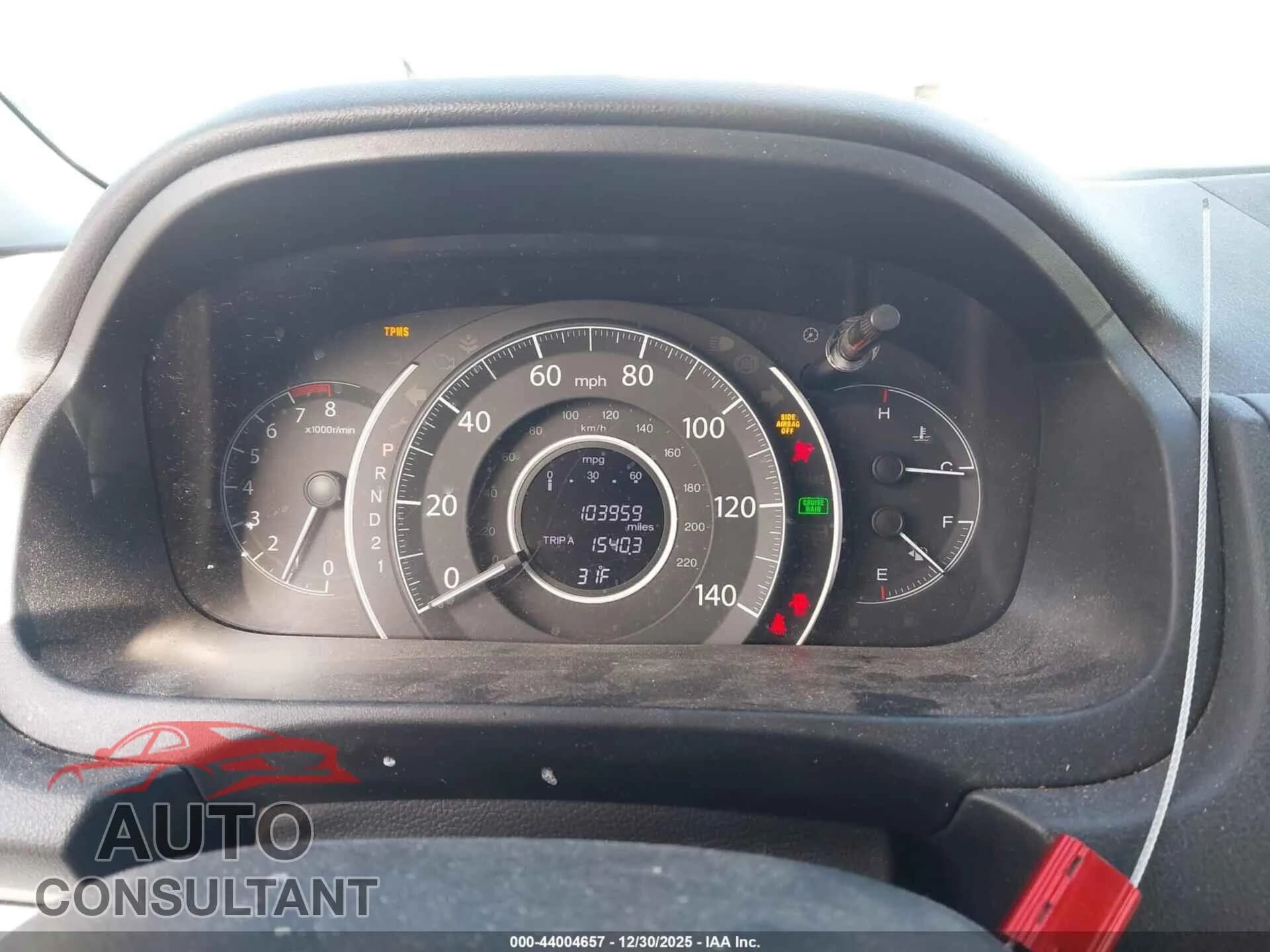 2012 HONDA CR-V Damaged VIN 5J6RM3H36CL046165 – exterior detail 2012 HONDA CR-V Damaged VIN 5J6RM3H36CL046165 – exterior detail