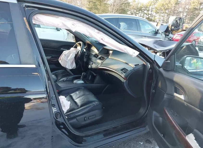 2010 HONDA Accord Crosstour Used VIN 5J6TF2H59AL016358 – engine bay 2010 HONDA Accord Crosstour Used VIN 5J6TF2H59AL016358 – engine bay