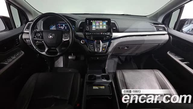 2018 Honda Odyssey 3.5 Sold VIN 5KBRL6880JB600137 – exterior detail 2018 Honda Odyssey 3.5 Sold VIN 5KBRL6880JB600137 – exterior detail