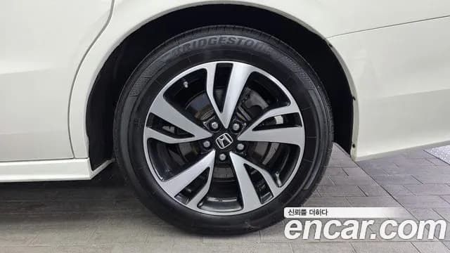 2018 Honda Odyssey 3.5 Sold VIN 5KBRL6880JB600624 – side profile 2018 Honda Odyssey 3.5 Sold VIN 5KBRL6880JB600624 – side profile