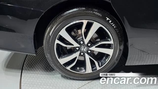 2020 Honda Odyssey 3.5 Sold VIN 5KBRL6880LB600143 – exterior detail 2020 Honda Odyssey 3.5 Sold VIN 5KBRL6880LB600143 – exterior detail