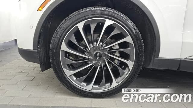 2022 Lincoln Aviator 2nd Gen 3.0 Reserve AWD Sold VIN 5LM5J7XC1NGL16137 – interior seats 2022 Lincoln Aviator 2nd Gen 3.0 Reserve AWD Sold VIN 5LM5J7XC1NGL16137 – interior seats