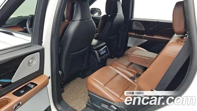 2021 Lincoln Aviator 2nd Gen 3.0 Reserve AWD Sold VIN 5LM5J7XC5MGL10534 – photo 17 2021 Lincoln Aviator 2nd Gen 3.0 Reserve AWD Sold VIN 5LM5J7XC5MGL10534 – photo 17