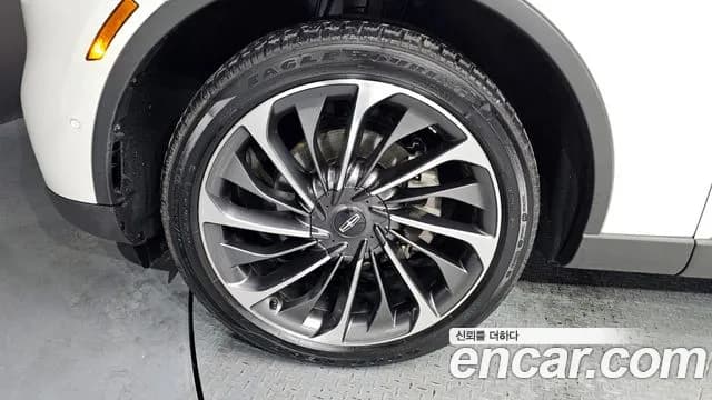 2022 Lincoln Aviator 2nd Gen 3.0 Reserve AWD Sold VIN 5LM5J7XC5NGL16576 – interior seats 2022 Lincoln Aviator 2nd Gen 3.0 Reserve AWD Sold VIN 5LM5J7XC5NGL16576 – interior seats