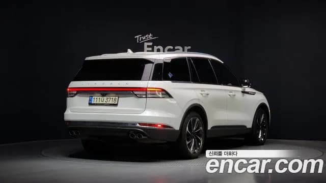 2021 Lincoln Aviator 2nd Gen 3.0 Reserve AWD Sold VIN 5LM5J7XC7MGL01043 – rear exterior 2021 Lincoln Aviator 2nd Gen 3.0 Reserve AWD Sold VIN 5LM5J7XC7MGL01043 – rear exterior
