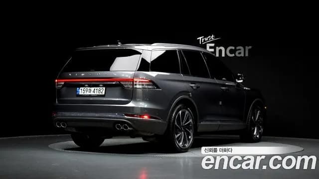 2021 Lincoln Aviator 2nd Gen 3.0 Reserve AWD Sold VIN 5LM5J7XC8MGL15260 – rear exterior 2021 Lincoln Aviator 2nd Gen 3.0 Reserve AWD Sold VIN 5LM5J7XC8MGL15260 – rear exterior