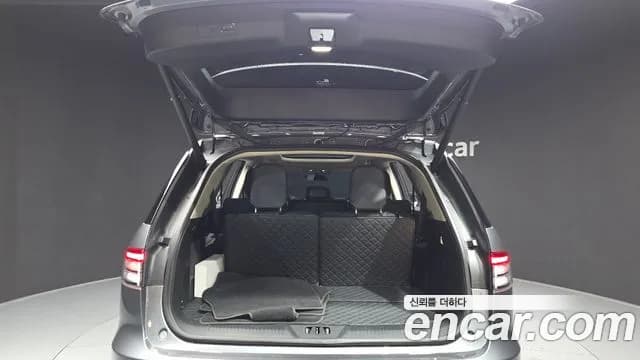 2021 Lincoln Aviator 2nd Gen 3.0 Reserve AWD Sold VIN 5LM5J7XC8MGL15260 – trunk area 2021 Lincoln Aviator 2nd Gen 3.0 Reserve AWD Sold VIN 5LM5J7XC8MGL15260 – trunk area