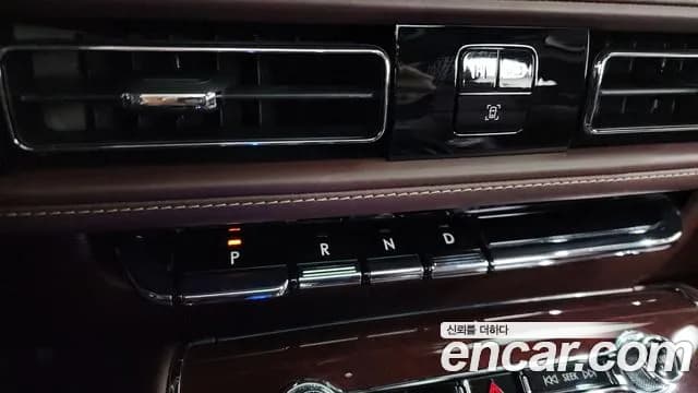 2021 Lincoln Aviator 2nd Gen 3.0 Black Label AWD Sold VIN 5LM5J9XC1MGL18092 – interior seats 2021 Lincoln Aviator 2nd Gen 3.0 Black Label AWD Sold VIN 5LM5J9XC1MGL18092 – interior seats