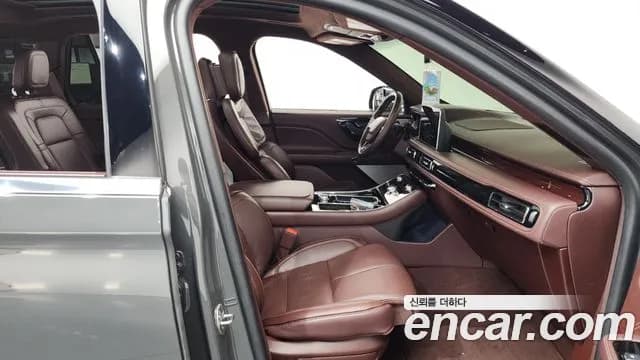 2021 Lincoln Aviator 2nd Gen 3.0 Black Label AWD Sold VIN 5LM5J9XC1MGL18092 – exterior detail 2021 Lincoln Aviator 2nd Gen 3.0 Black Label AWD Sold VIN 5LM5J9XC1MGL18092 – exterior detail