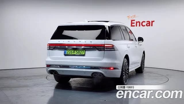 2023 Lincoln Aviator 2nd Gen 3.0 Black Label AWD Sold VIN 5LM5J9XC3PGL07695 – rear exterior 2023 Lincoln Aviator 2nd Gen 3.0 Black Label AWD Sold VIN 5LM5J9XC3PGL07695 – rear exterior
