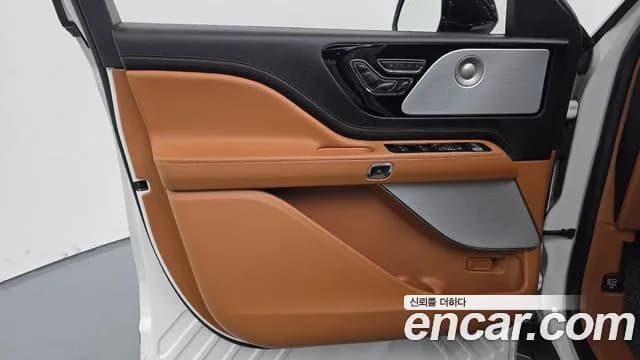 2023 Lincoln Aviator 2nd Gen 3.0 Black Label AWD Sold VIN 5LM5J9XC7PGL16335 – front exterior 2023 Lincoln Aviator 2nd Gen 3.0 Black Label AWD Sold VIN 5LM5J9XC7PGL16335 – front exterior