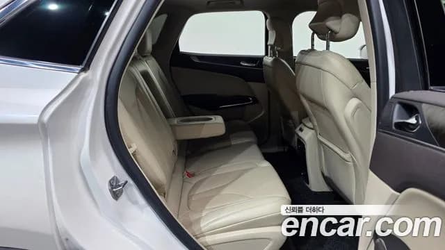 2019 Lincoln MKC 2.0 AWD Sold VIN 5LMCJ3D99KUL51451 – photo 16 2019 Lincoln MKC 2.0 AWD Sold VIN 5LMCJ3D99KUL51451 – photo 16