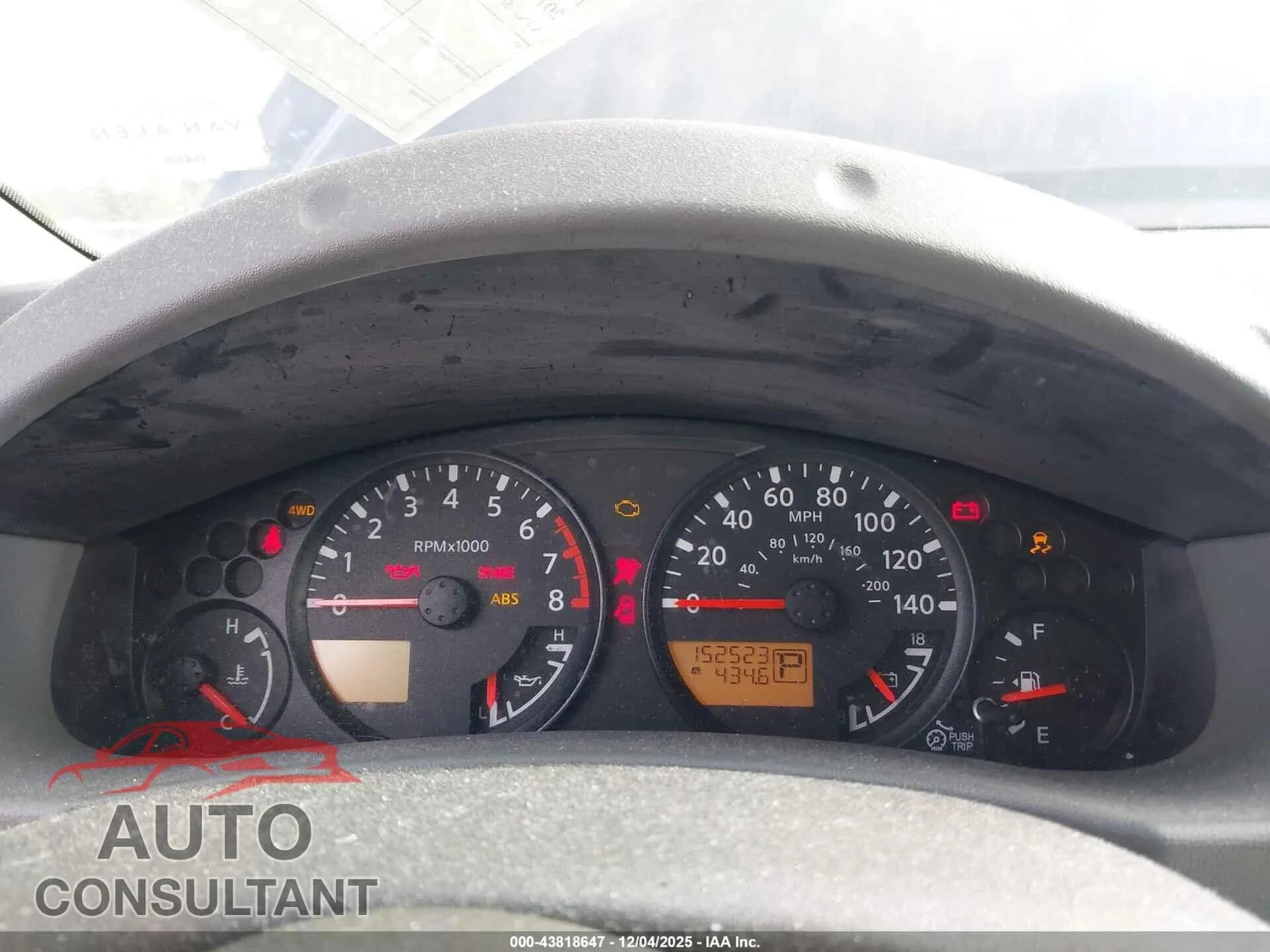 2014 NISSAN XTERRA Damaged VIN 5N1AN0NW3EN807427 – exterior detail 2014 NISSAN XTERRA Damaged VIN 5N1AN0NW3EN807427 – exterior detail