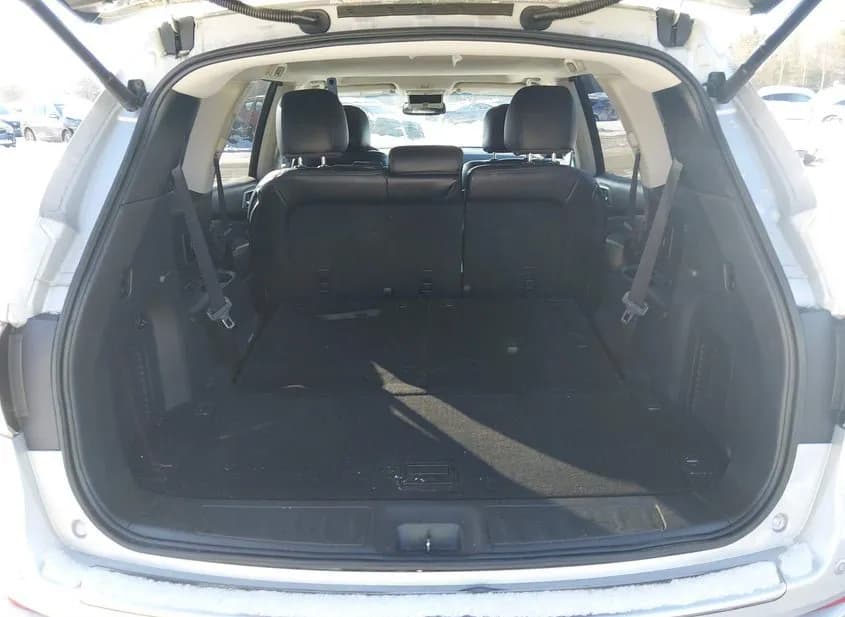 2015 NISSAN Pathfinder Used VIN 5N1AR2MM1FC651594 – undercarriage 2015 NISSAN Pathfinder Used VIN 5N1AR2MM1FC651594 – undercarriage