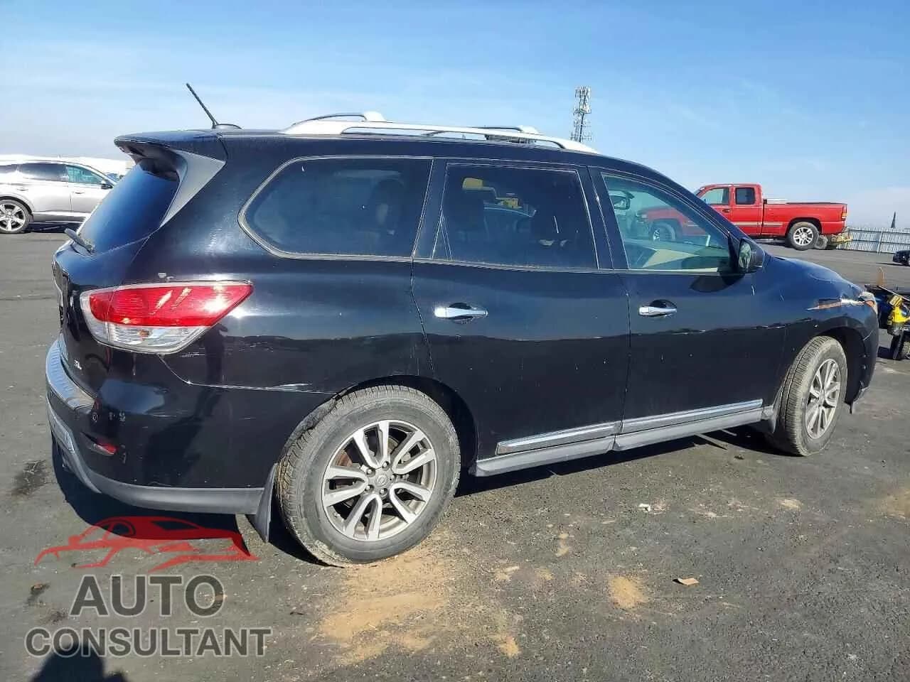 2014 NISSAN PATHFINDER Damaged VIN 5N1AR2MN6EC708637 – side profile 2014 NISSAN PATHFINDER Damaged VIN 5N1AR2MN6EC708637 – side profile