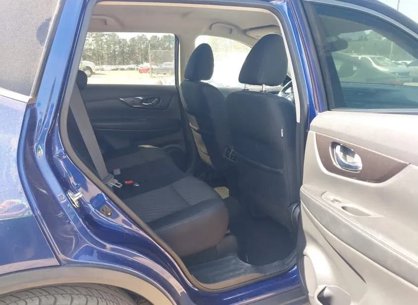 2018 NISSAN Rogue Used VIN 5N1AT2MT8JC813836 – exterior detail 2018 NISSAN Rogue Used VIN 5N1AT2MT8JC813836 – exterior detail