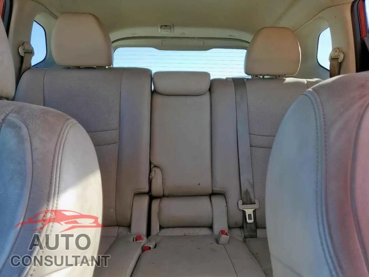 2014 NISSAN ROGUE Damaged VIN 5N1AT2MTXEC802133 – odometer reading 2014 NISSAN ROGUE Damaged VIN 5N1AT2MTXEC802133 – odometer reading