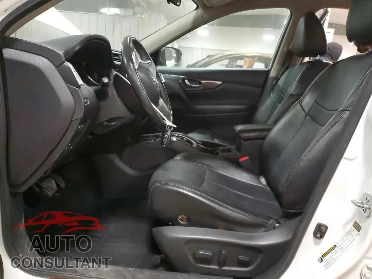 2016 NISSAN ROGUE Damaged VIN 5N1AT2MV5GC736997 – exterior detail 2016 NISSAN ROGUE Damaged VIN 5N1AT2MV5GC736997 – exterior detail