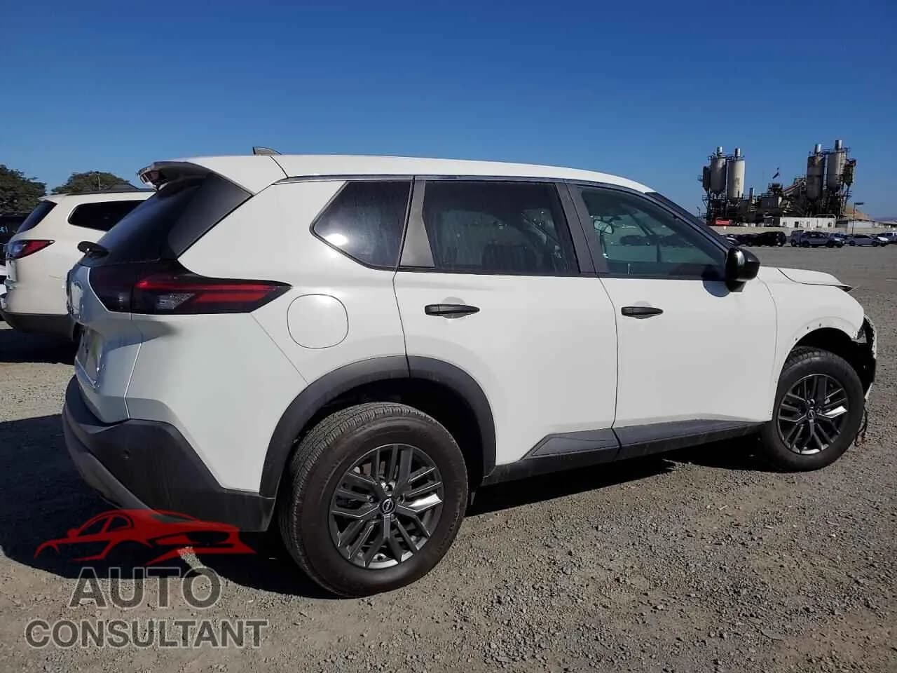 2023 NISSAN ROGUE Damaged VIN 5N1BT3AA7PC822064 – side profile 2023 NISSAN ROGUE Damaged VIN 5N1BT3AA7PC822064 – side profile